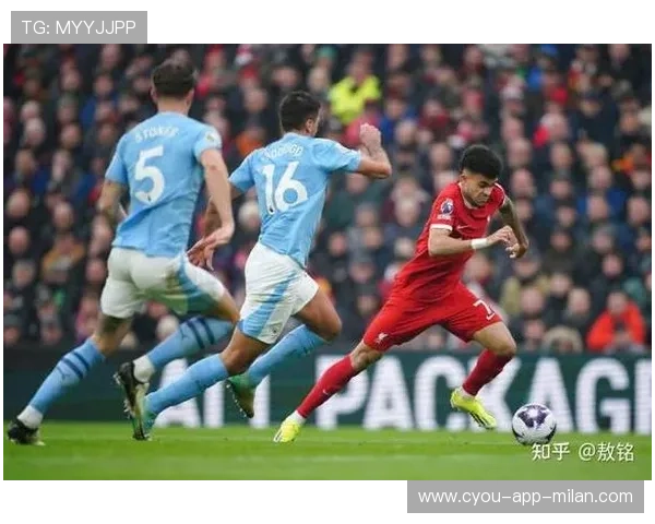 利物浦麦卡利斯特中场平衡与抢断加强