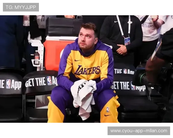 东契奇完成最后分球，达拉斯独行侠锁住结果